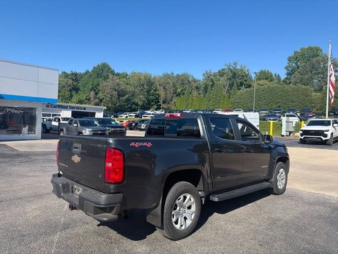 Used 2018 Chevrolet Colorado LT w/ LT Convenience Package AWD/4WD image 3