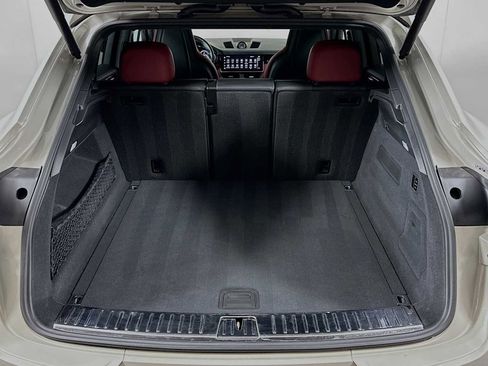Used 2022 Porsche Cayenne GTS image 26