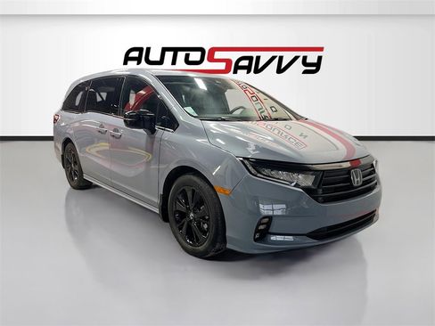 Used 2024 Honda Odyssey Sport image 1