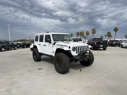 Used 2021 Jeep Wrangler Unlimited Rubicon AWD/4WD image 4