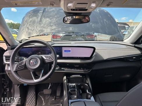 Used 2024 Buick Envision Preferred AWD/4WD image 2
