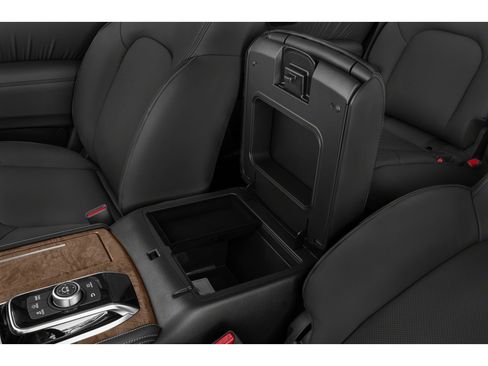 Used 2022 Nissan Armada SL w/ Captain's Chairs Package image 15