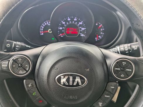 Used 2015 Kia Soul FWD image 31