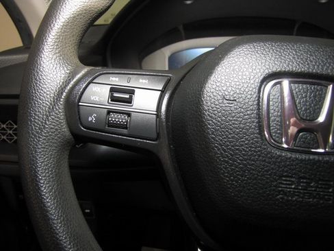 Certified 2023 Honda Accord EX image 5