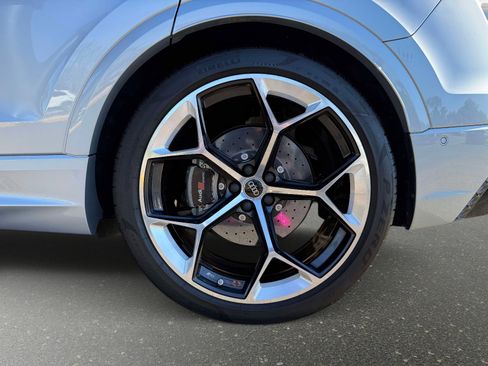 Used 2026 Audi RS Q8 performance image 16