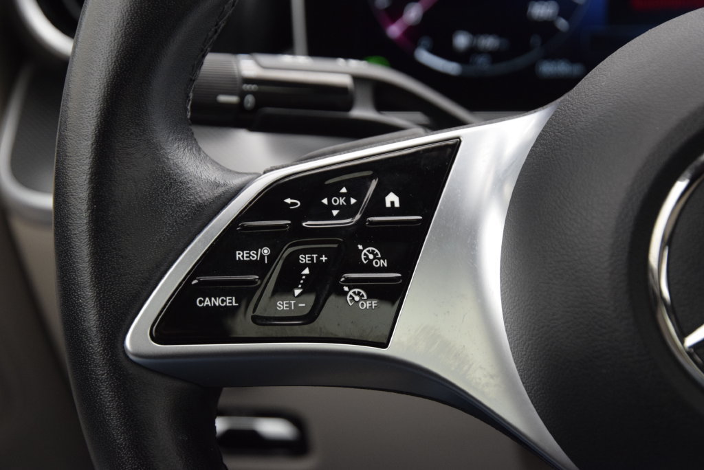 Certified 2024 Mercedes-Benz C 300 Sedan image 23