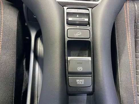 Used 2025 Honda HR-V Sport image 30