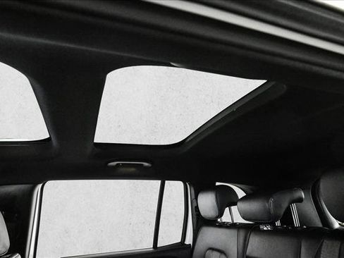 New 2026 Mercedes-Benz GLB 250 4MATIC image 21