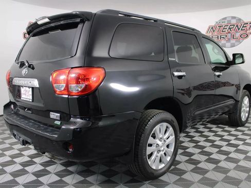 Used 2016 Toyota Sequoia Platinum AWD/4WD image 7