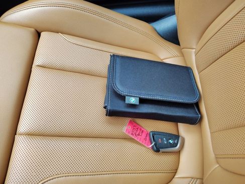 Used 2022 BMW 430i Convertible w/ Convenience Package image 24