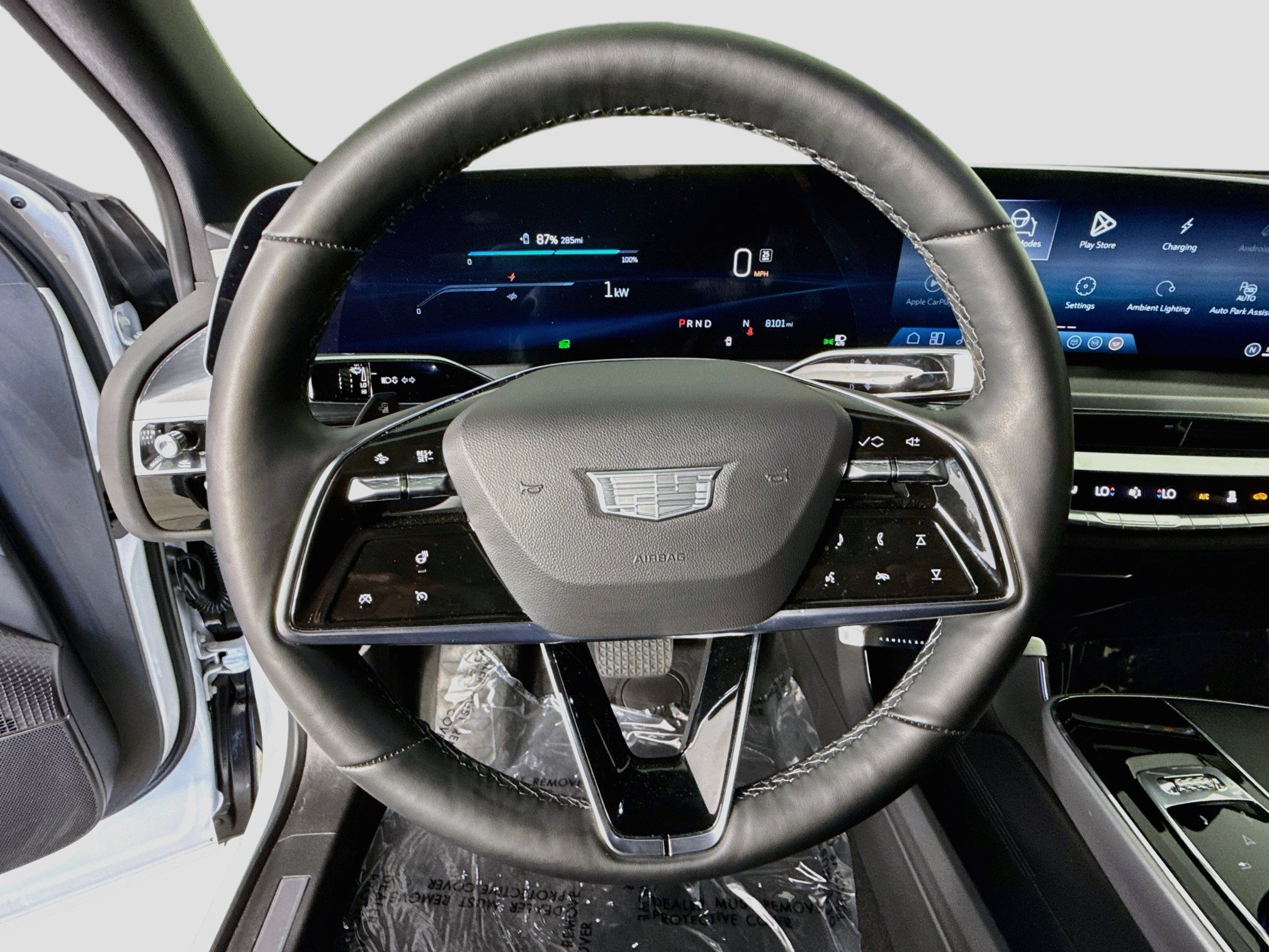 Used 2025 Cadillac Lyriq Luxury RWD image 13