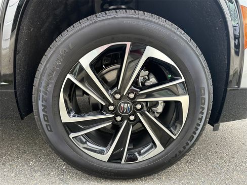 New 2026 Buick Enclave Sport Touring image 9