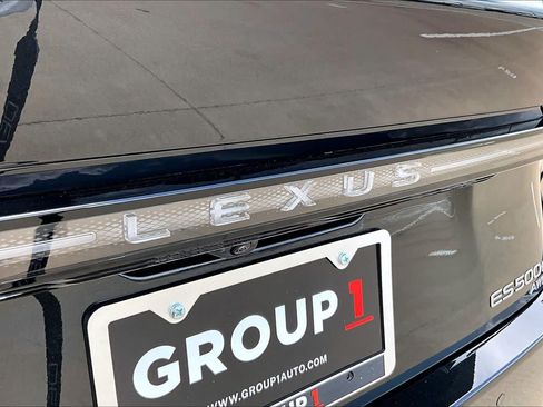 Used 2026 Lexus ES 500e AWD/4WD image 28