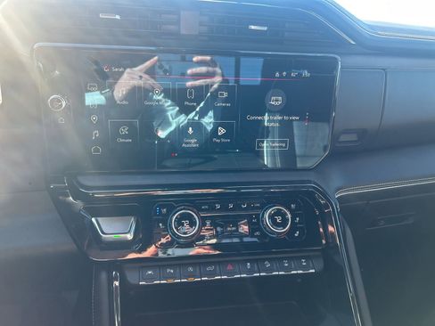 Used 2024 GMC Sierra 1500 AT4X image 22