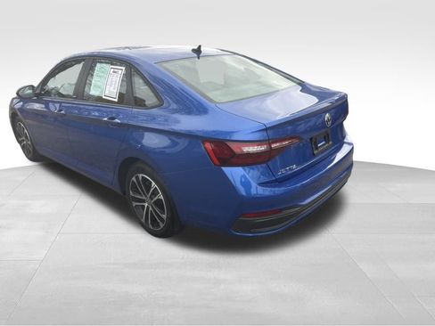 Used 2023 Volkswagen Jetta Sport image 19