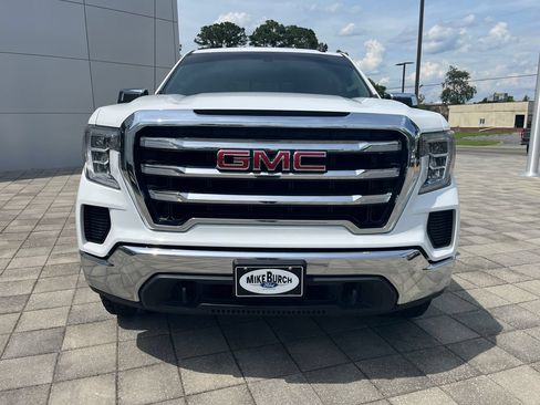 Used 2021 GMC Sierra 1500 SLE w/ X31 Off-Road Package AWD/4WD image 9