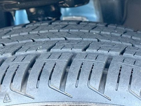 Used 2024 Jeep Compass Limited image 31