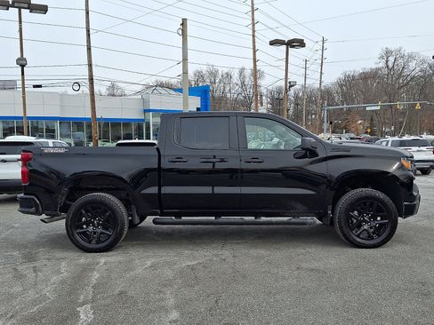 Used 2026 Chevrolet Silverado 1500 Custom Trail Boss w/ LPO, Dark Essentials Package image 7