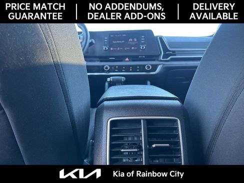 Used 2023 Kia Sportage LX image 10