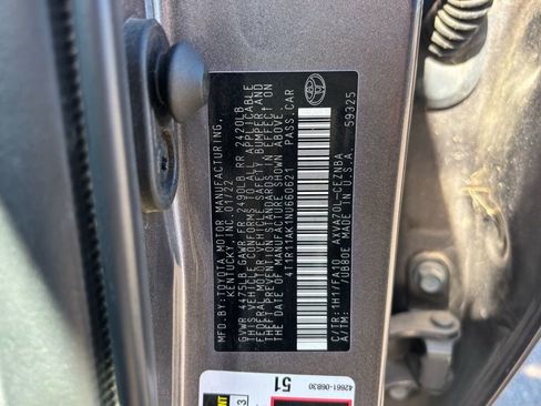 Used 2022 Toyota Camry LE w/ Convenience Package image 14