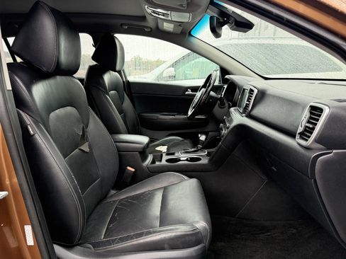 Used 2017 Kia Sportage EX w/ EX Technology Package image 16