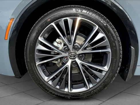 New 2026 Toyota Prius XLE image 11