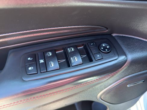 Used 2025 Dodge Durango GT AWD/4WD image 13