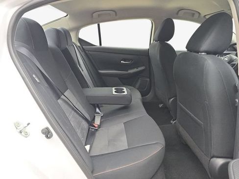 Used 2025 Nissan Sentra SR FWD image 35
