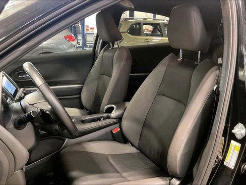 Used 2021 Honda HR-V Sport image 25