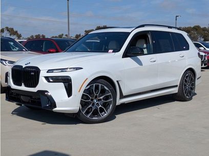 New 2026 BMW X7 M60i