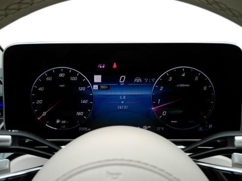 Used 2021 Mercedes-Benz S 580 4MATIC Sedan image 46