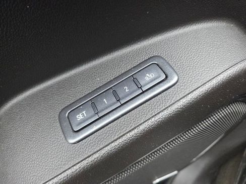 Used 2015 GMC Yukon Denali w/ Open Road Package image 11