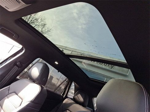 New 2026 Volkswagen Atlas Cross Sport SEL image 7