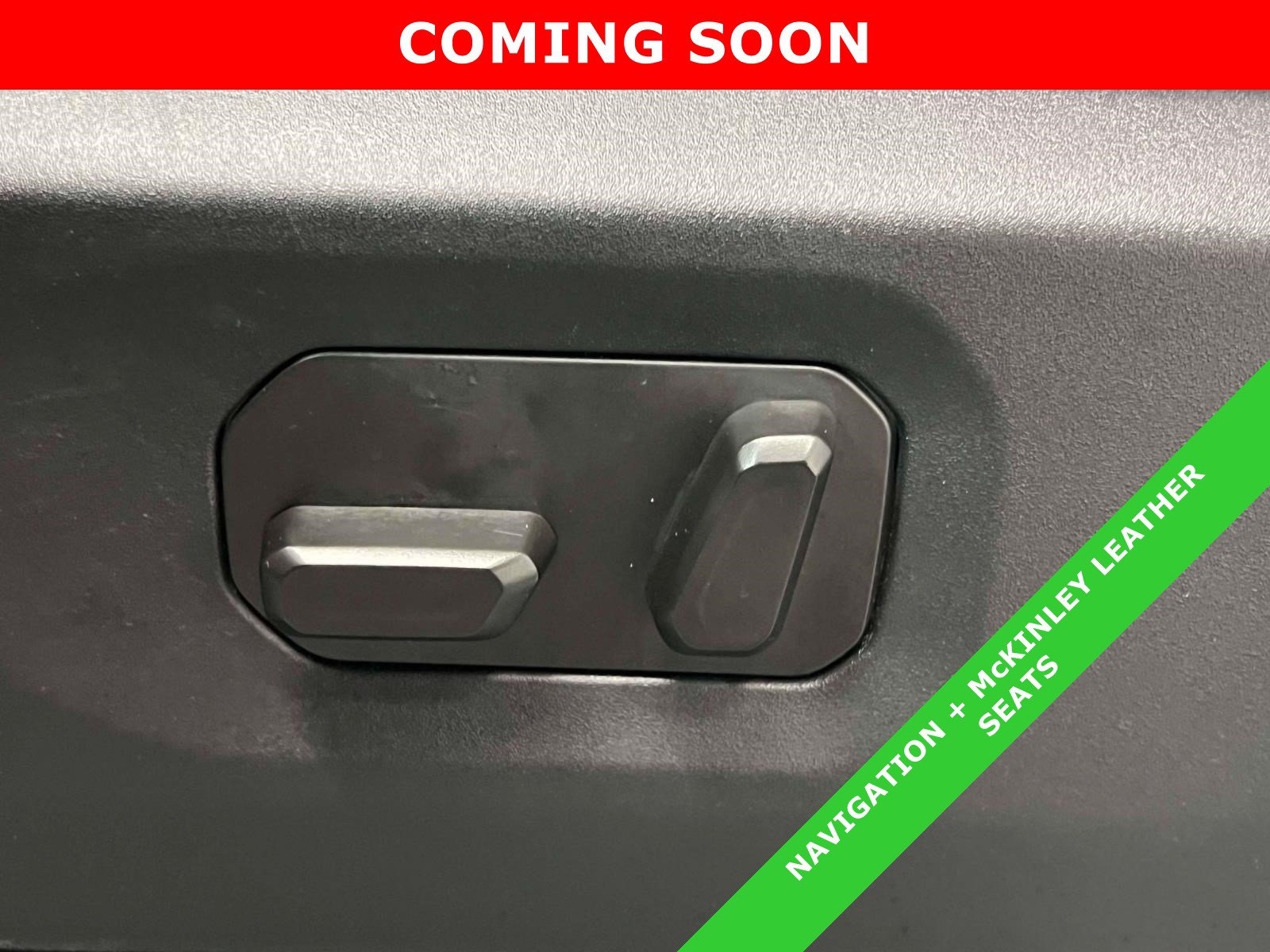 Used 2024 Jeep Wrangler Unlimited Sahara w/ Technology Group AWD/4WD image 18