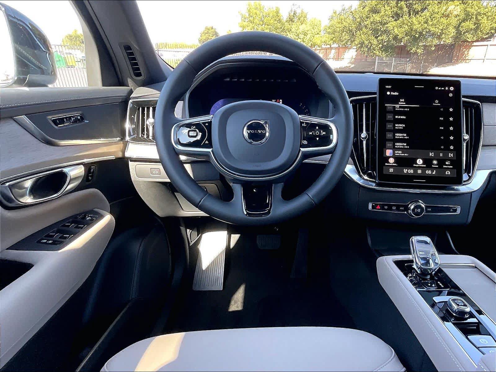 New 2027 Volvo XC90 B5 Core AWD/4WD image 15