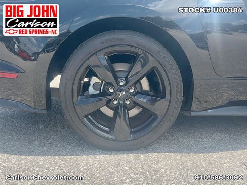 Used 2022 Ford Mustang GT Premium w/ Black Accent Package RWD image 38