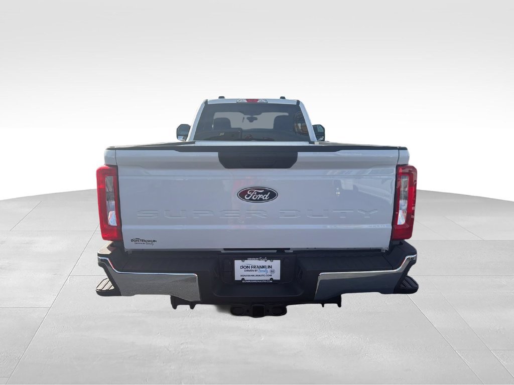 New 2027 Ford F450 XLT w/ FX4 Off-Road Package AWD/4WD image 4