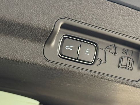 New 2026 Ford Explorer ST-Line w/ Premium Package image 18