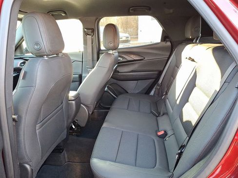 Used 2023 Chevrolet TrailBlazer RS image 16