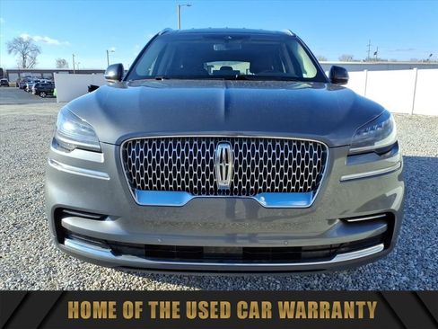Used 2023 Lincoln Aviator AWD image 2