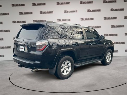 Used 2019 Toyota 4Runner SR5 image 5