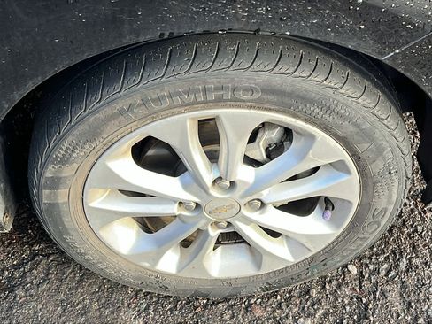 Used 2020 Chevrolet Spark LT image 5