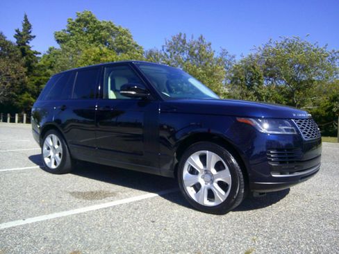 Used 2020 Land Rover Range Rover HSE image 8