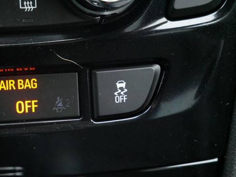 Used 2019 Buick Encore Preferred w/ Safety Package image 33