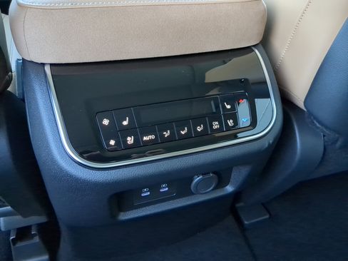 New 2026 INFINITI QX80 Luxe w/ Cargo Package image 15