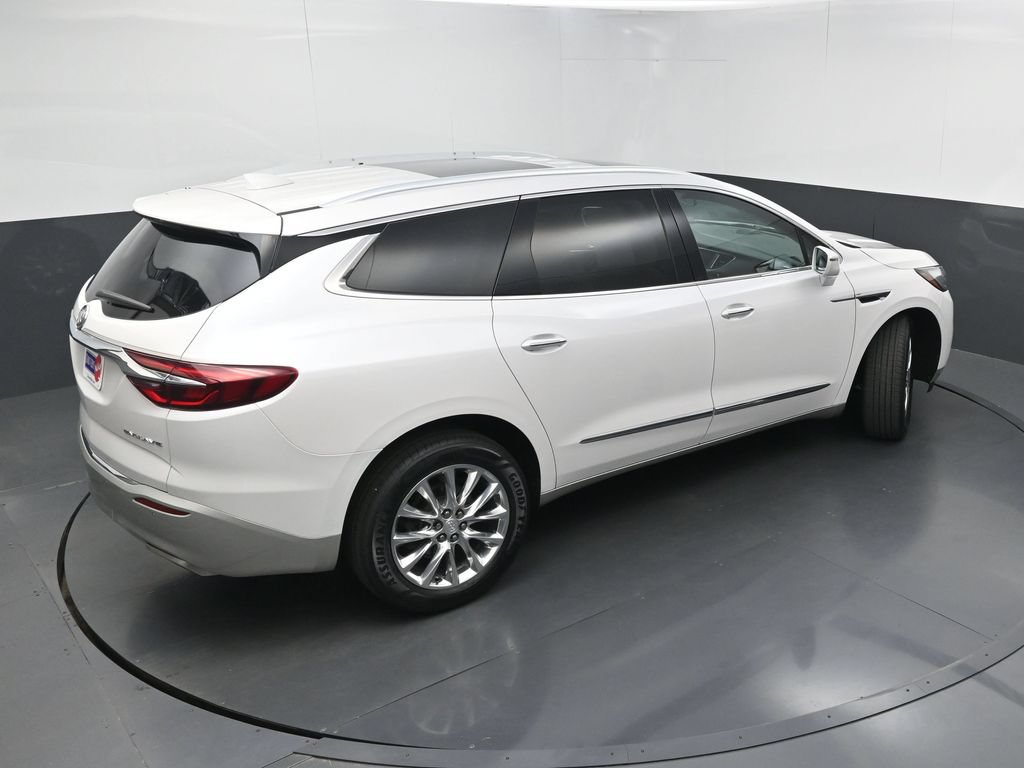 Used 2018 Buick Enclave Premium w/ Experience Buick Package FWD image 36