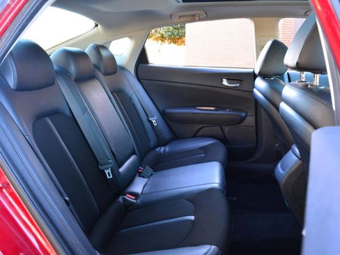 Used 2019 Kia Optima S w/ S Panoramic Sunroof Package image 15