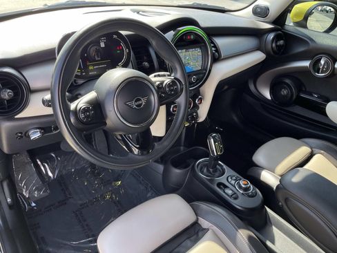 Used 2020 MINI Cooper SE w/ 6.5" Touchscreen Package FWD image 9