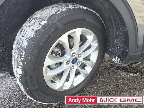 Used 2020 Ford Escape SE image 23