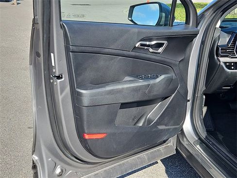 Certified 2023 Kia Sportage LX image 14
